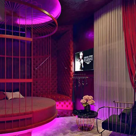 Hanz 419 Love Hotel